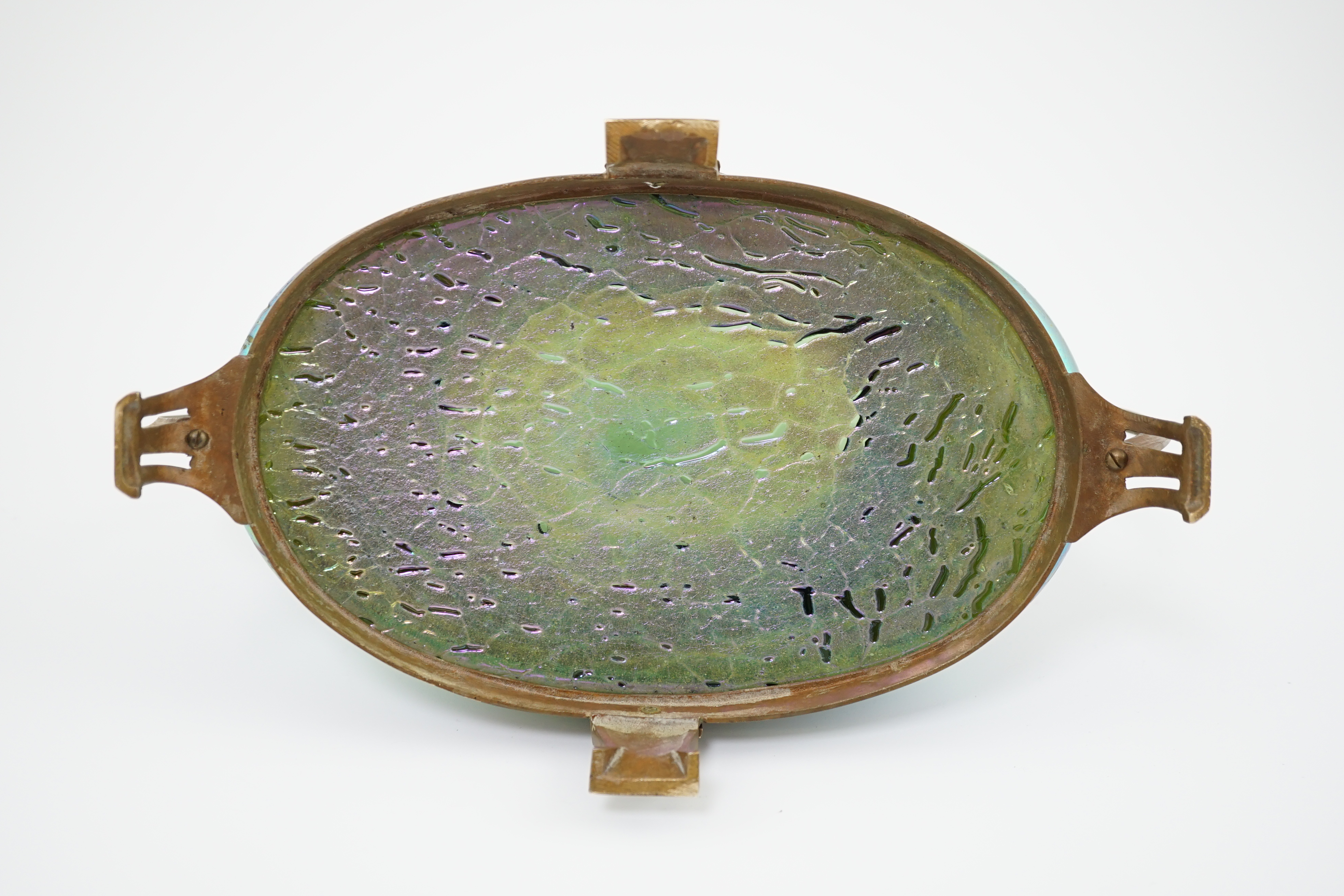 Attributed to Otto Thamm, for Fritz Heckert glassworks. An Art Nouveau (Jugendstil) iridescent glass and bronze mounted bowl, c.1900